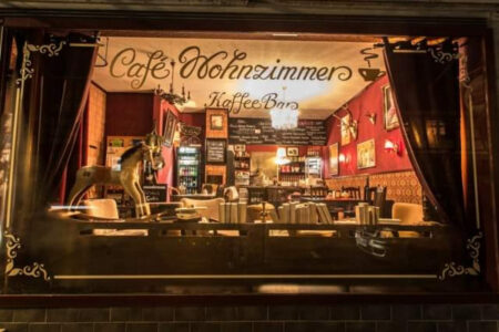 Cafe Wohnzimmer Restaurant-Gutschein